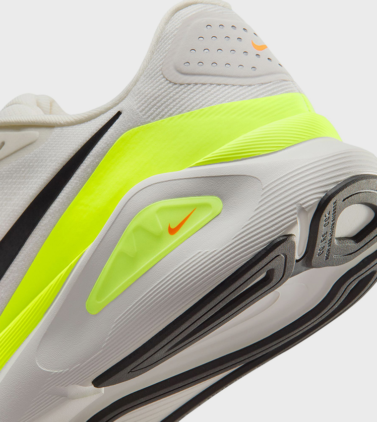 STRUCTURE 26 Running Shoes