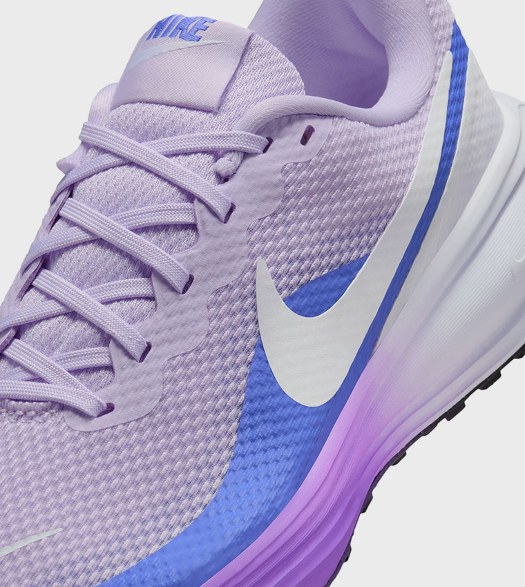 REVOLUTION 8 Running Shoes