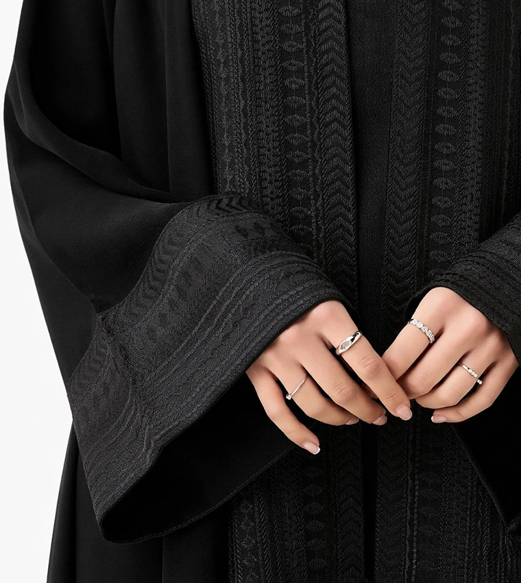 Classic Threadwork Long Sleeves Abaya