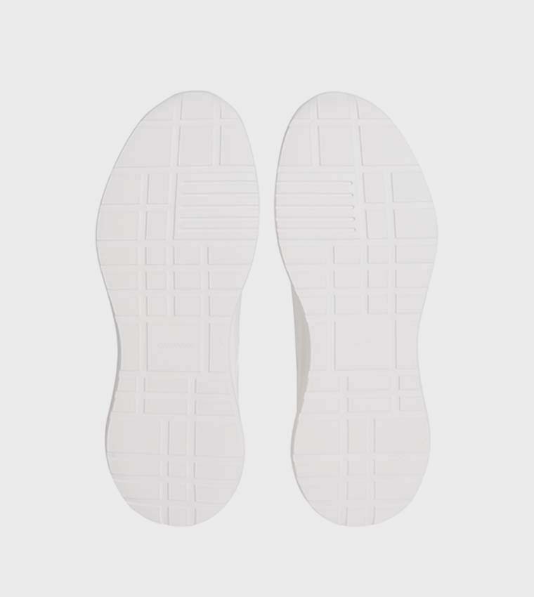 Round Toe EVA Runner Sneakers