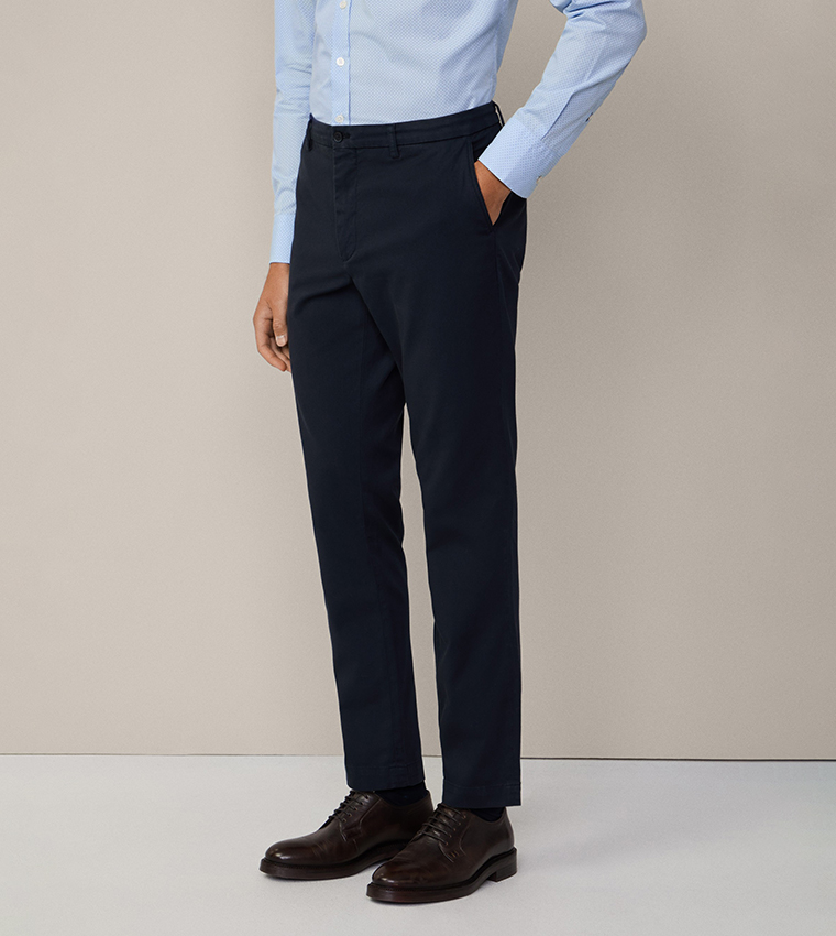 Solid Slim Fit Jeans