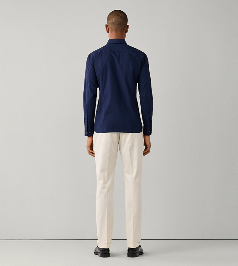Solid Cut-Away Collar Long Sleeves Shirt