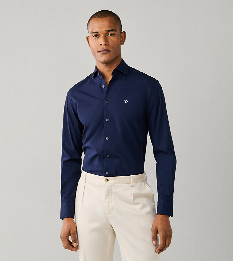 Solid Cut-Away Collar Long Sleeves Shirt