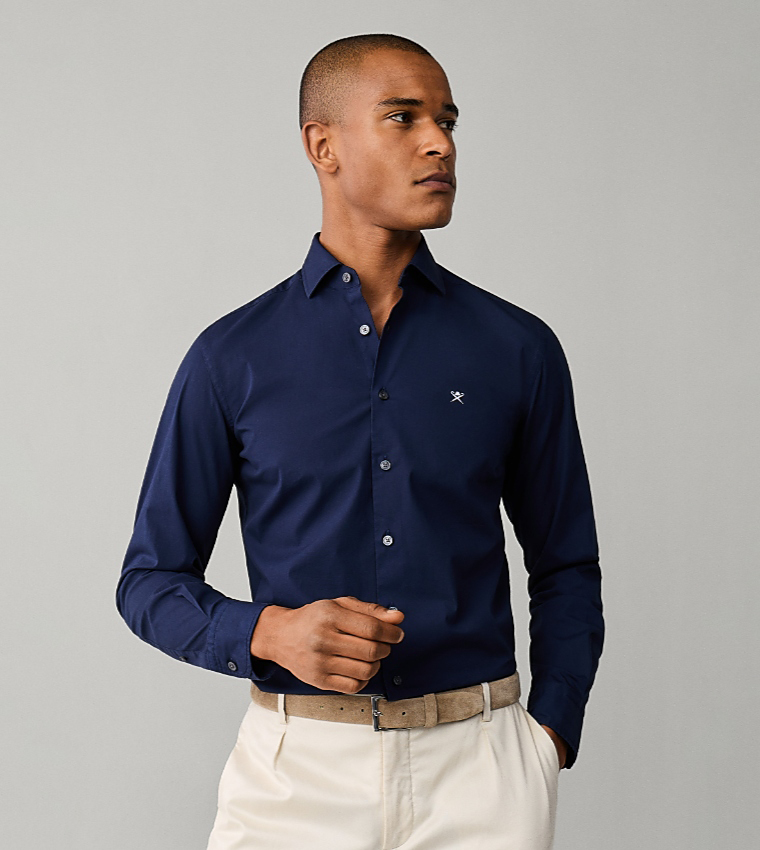 Solid Cut-Away Collar Long Sleeves Shirt