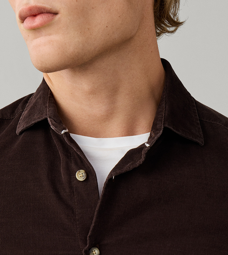 Solid Cut-Away Collar Long Sleeves Shirt