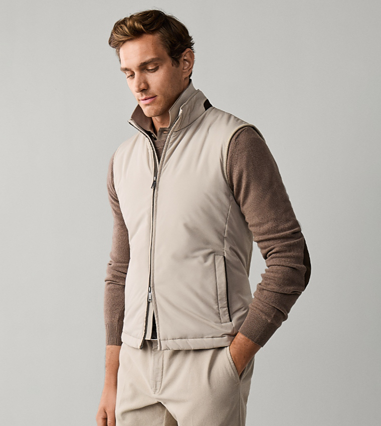 Solid Stand Collar Zip-Through Gilet