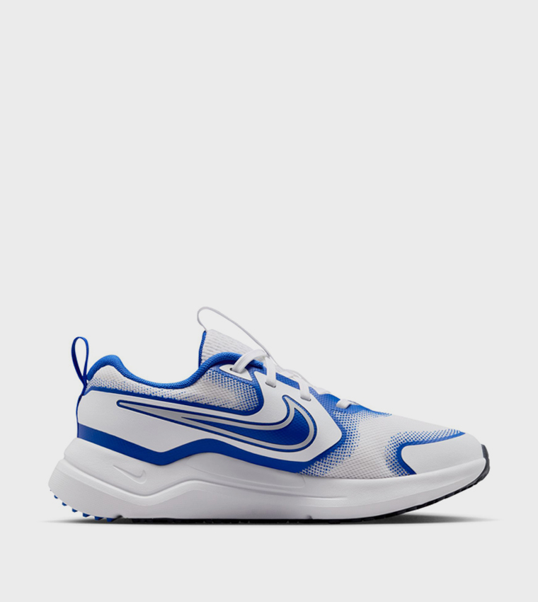 حذاء كوزميك رنر بتفاصيل متباينة ورباط