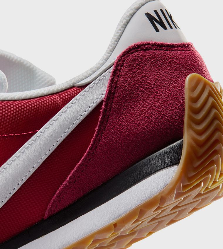 PACIFIC Lace-Up Runner Sneakers