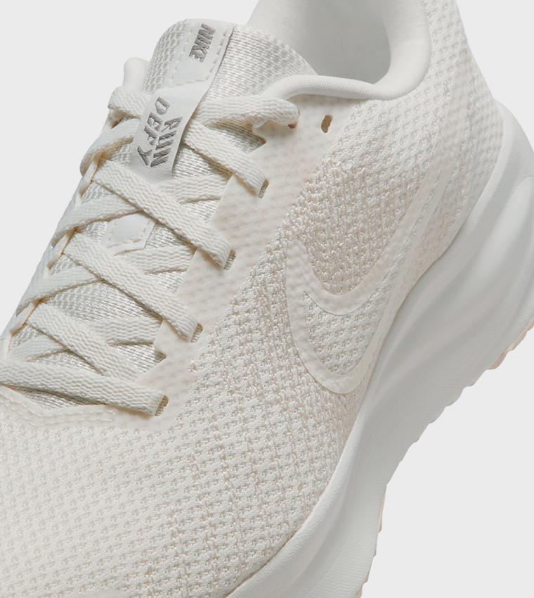 RUN DEFY Lace-Up Shoes