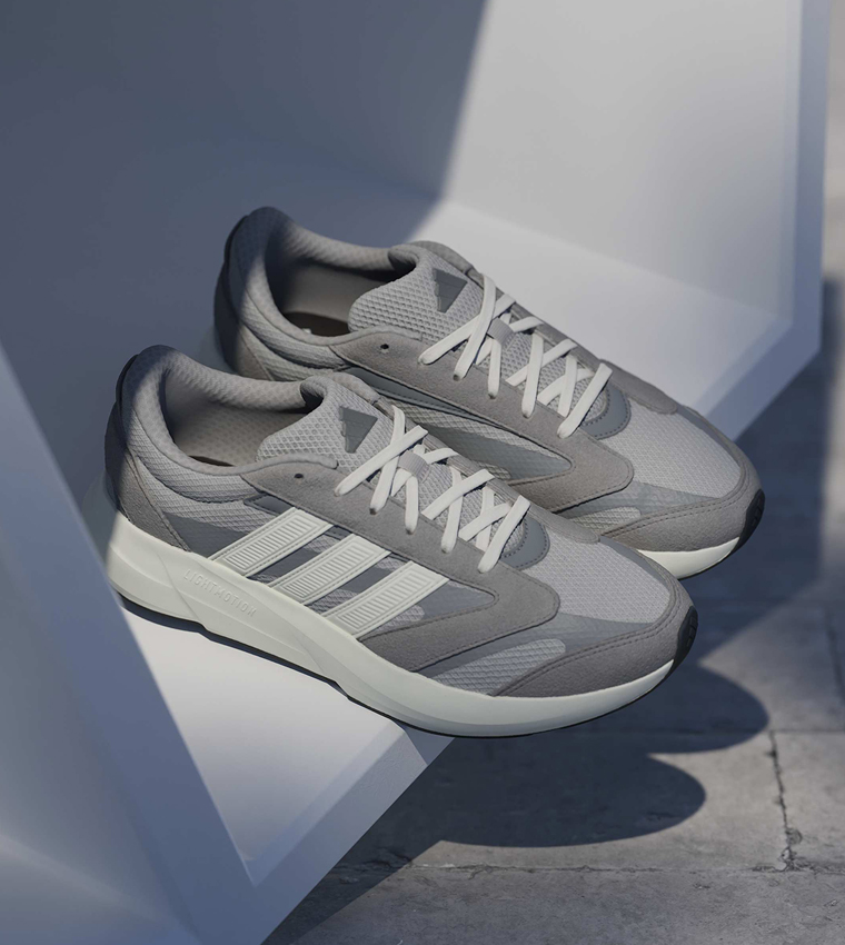 LIGHTSHIFT 2.0 Stripe Detail Sneakers