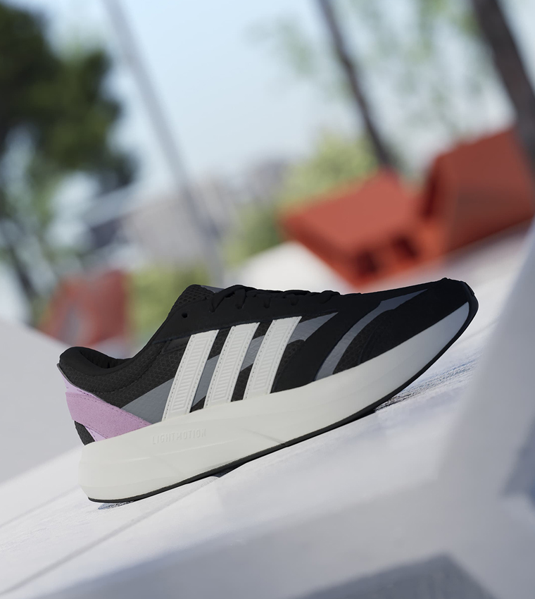 سنيكرز لايت شفت 2.0 مخطط