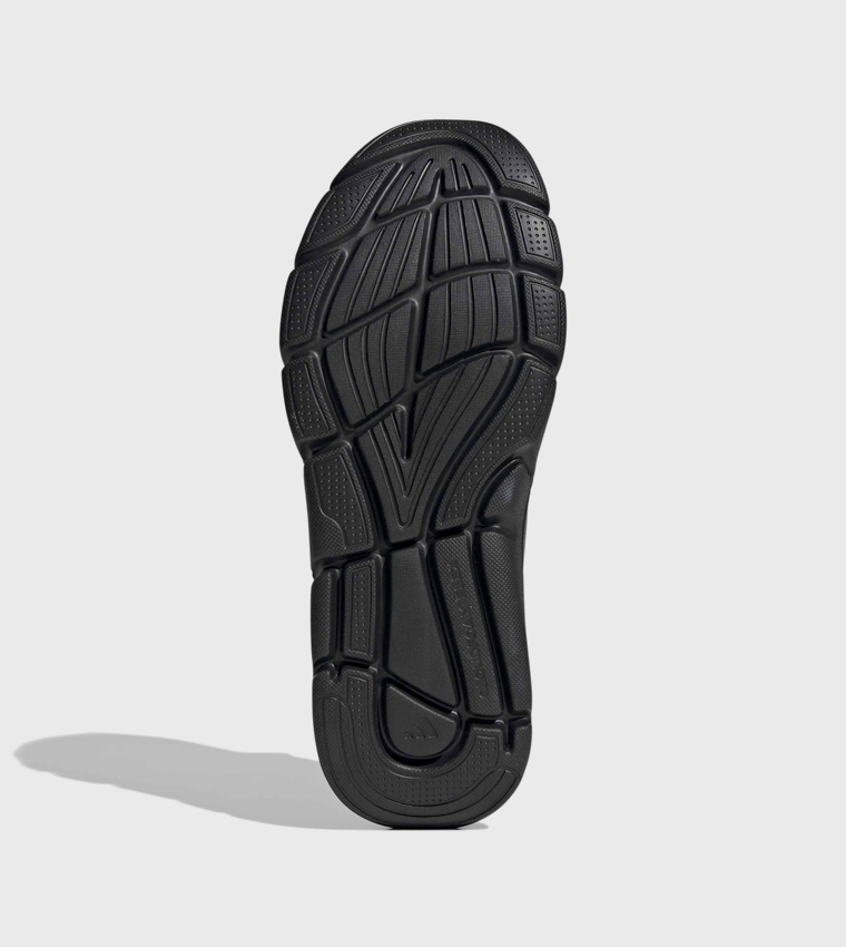 سنيكرز كلاودفوم فليكس رابيد فيت مخطط