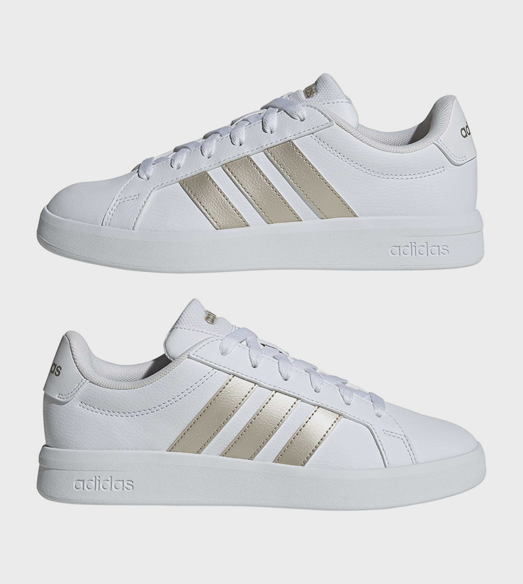 GRAND COURT BASE 3.0 Stripe Detail Lace-Up Sneakers