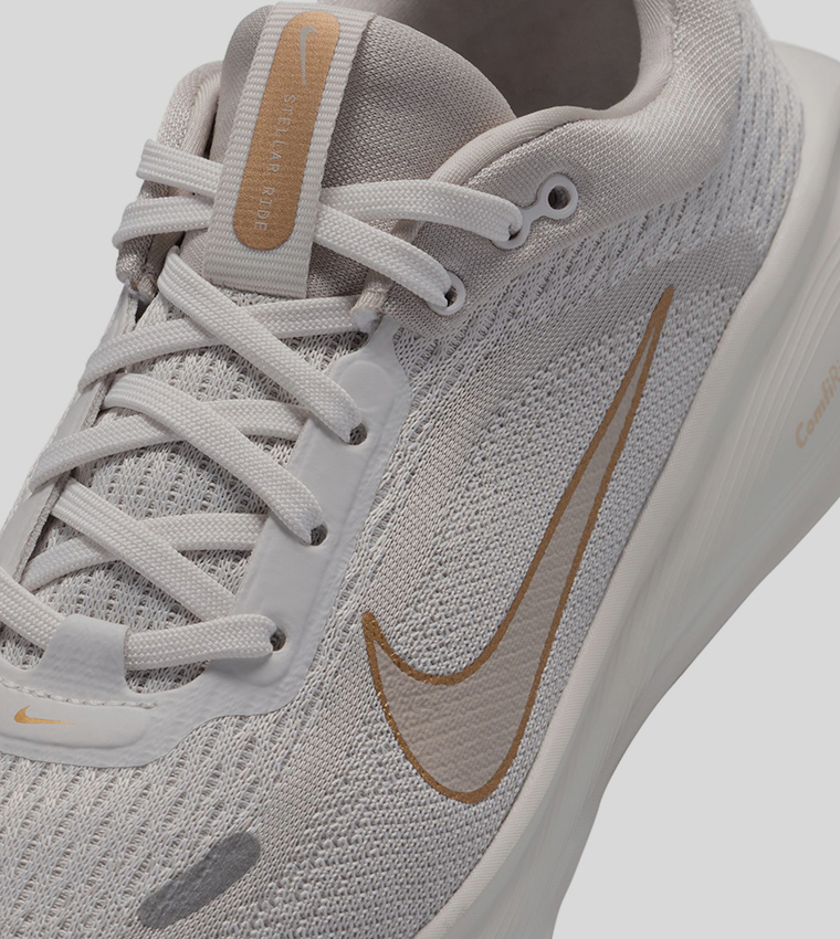 STELLAR RIDE Logo Detail Running Shoes