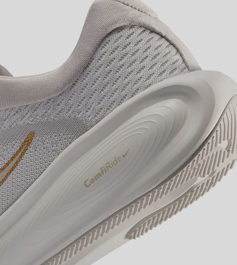 STELLAR RIDE Logo Detail Running Shoes