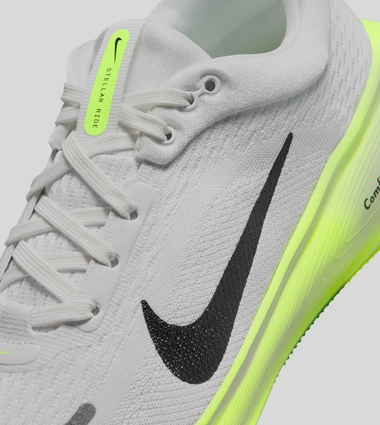 STELLAR RIDE Logo Detail Running Shoes