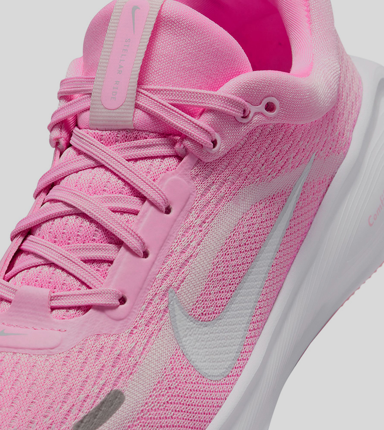 حذاء جري ستيلار رايد بشعار