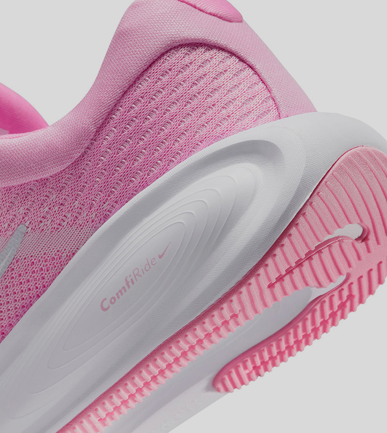 حذاء جري ستيلار رايد بشعار