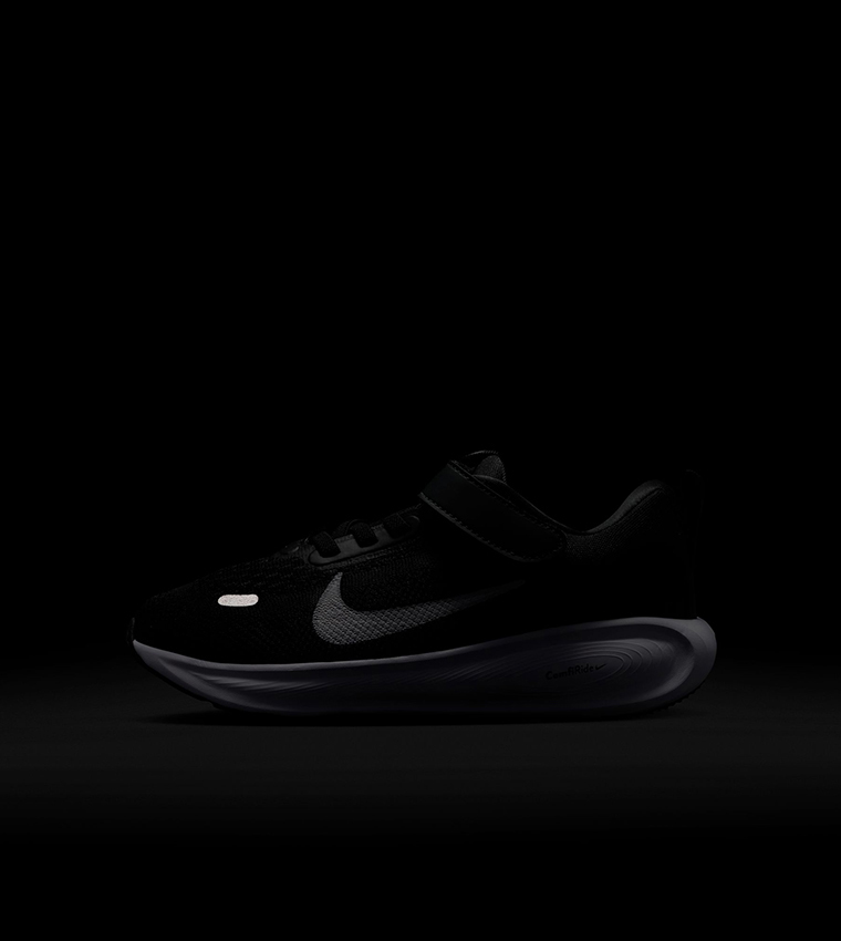 حذاء جري ستيلار رايد بشعار وحزام فليكرو