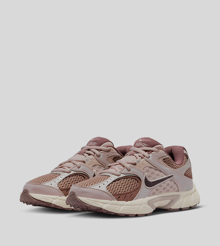 V5 RNR Logo Detail Sneakers