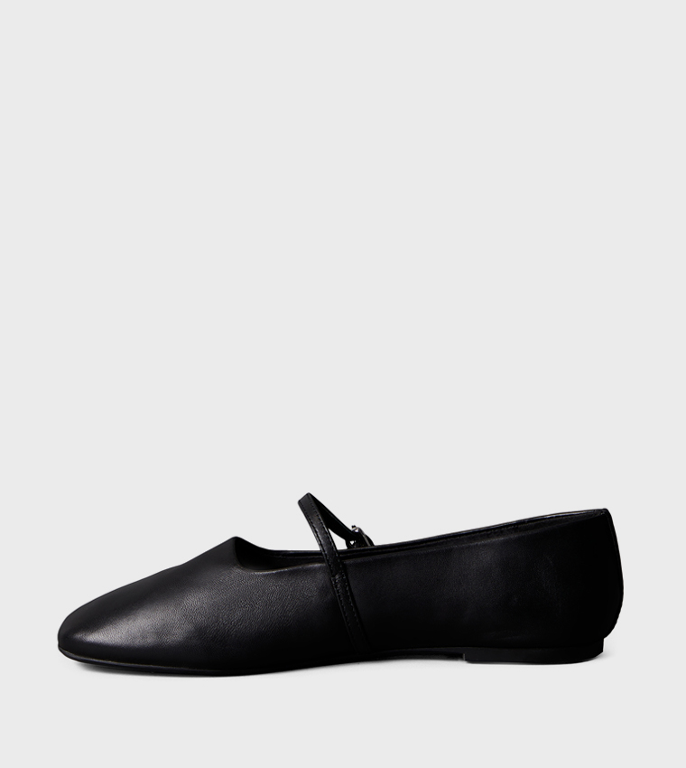 Almond Toe Mary Jane Shoes