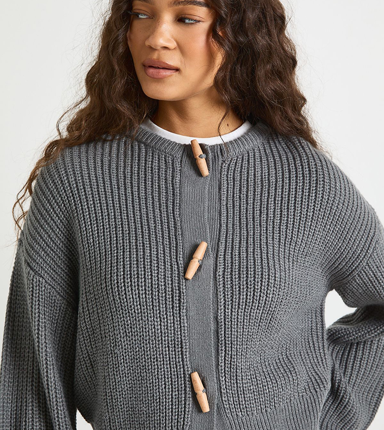 Toggle Button Crew Neck Knit Cardigan