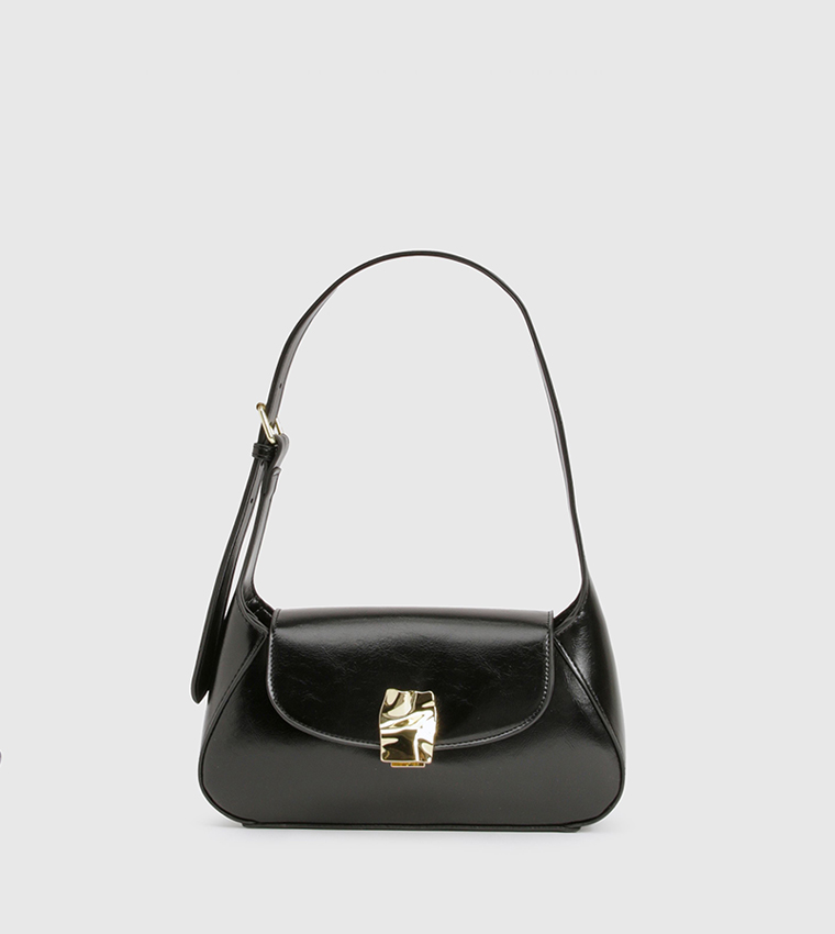 حقيبة كتف ذهبية بمشبك أمامي