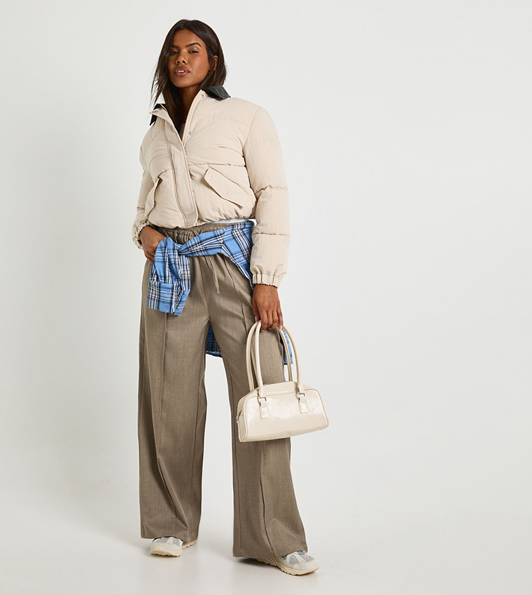 Padded Contrast Collared Puffer Jacket