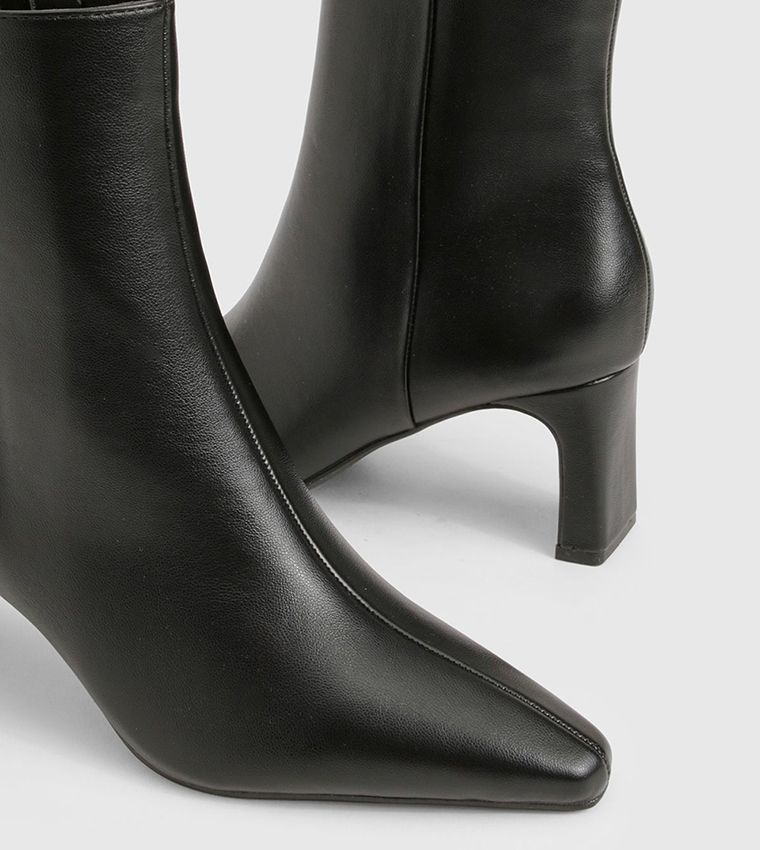 Solid Pointed Toe Ankle Boots