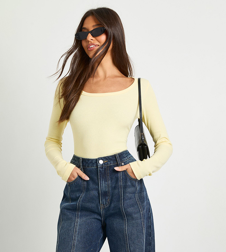 Ribbed Scoop Neck Fitted Long Sleeves Top