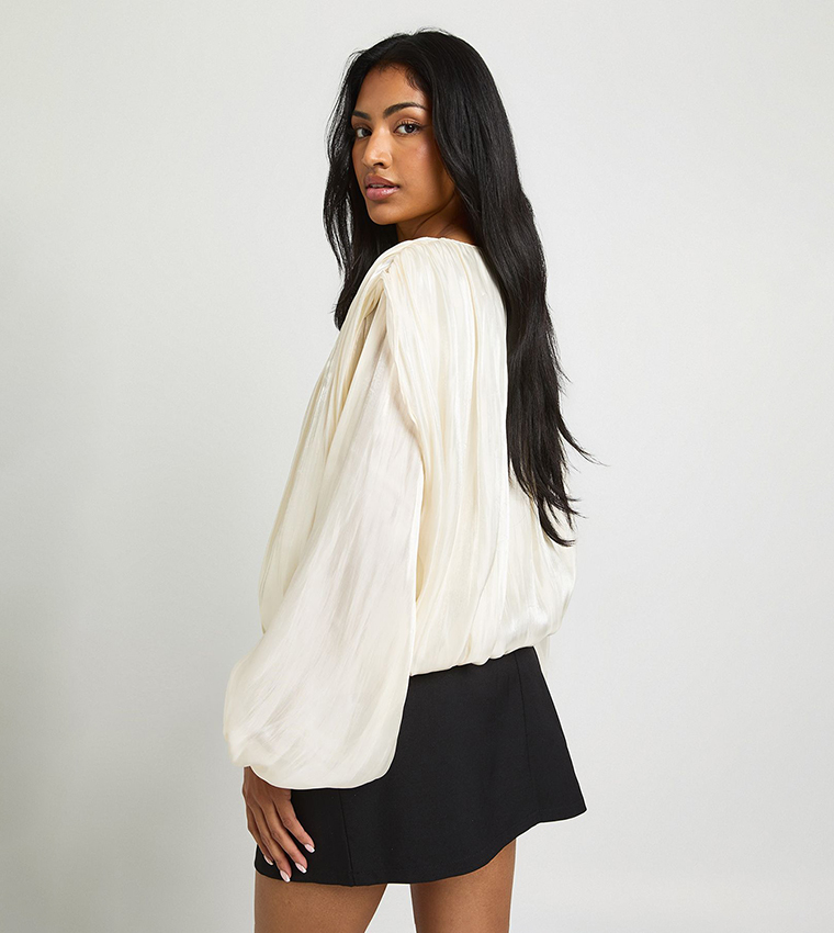 بوهو  توبات كاجوال  - أوف وايت Casual Tops