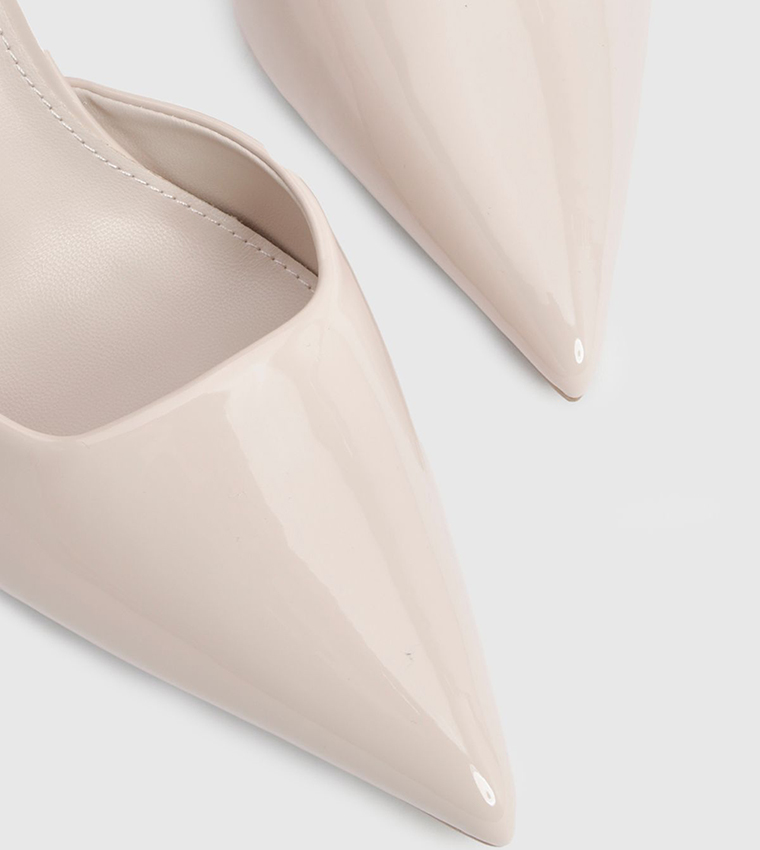 Wide Fit Cut-Out Pointed Toe Pumps