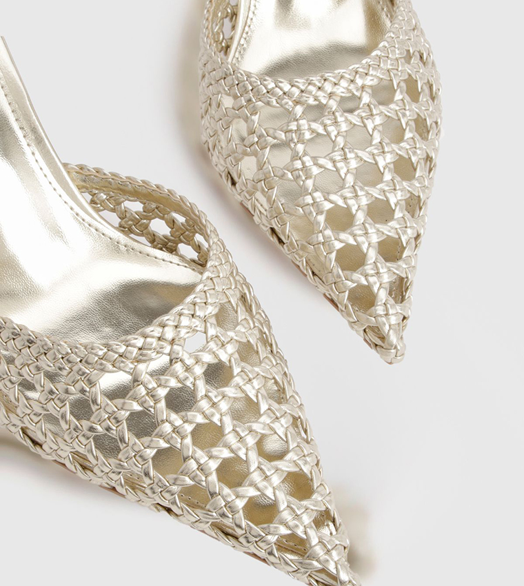 Weave Front Cut-Out Pumps