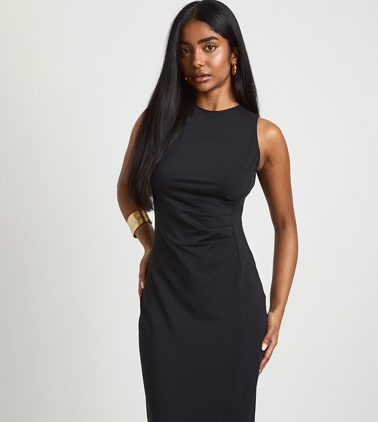 فستان ماكسي بجوانب مزمومة 