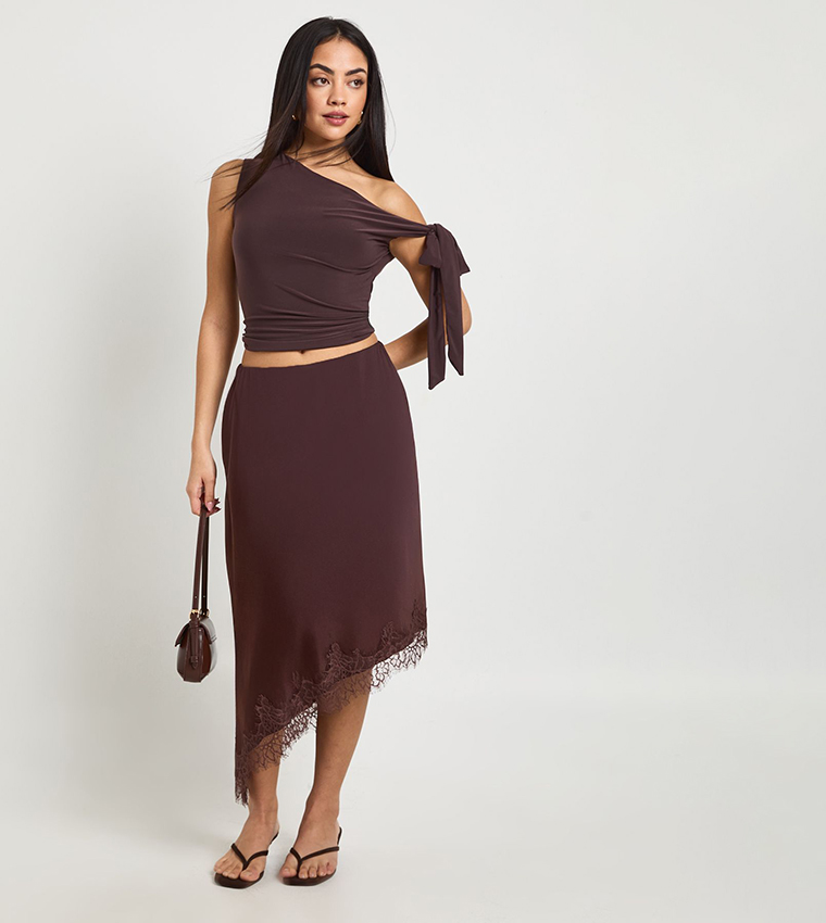 بنطلون ساتان واسع برباط