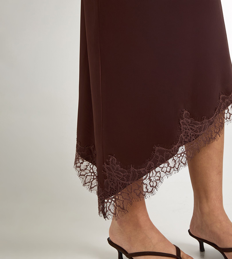 بنطلون ساتان واسع برباط