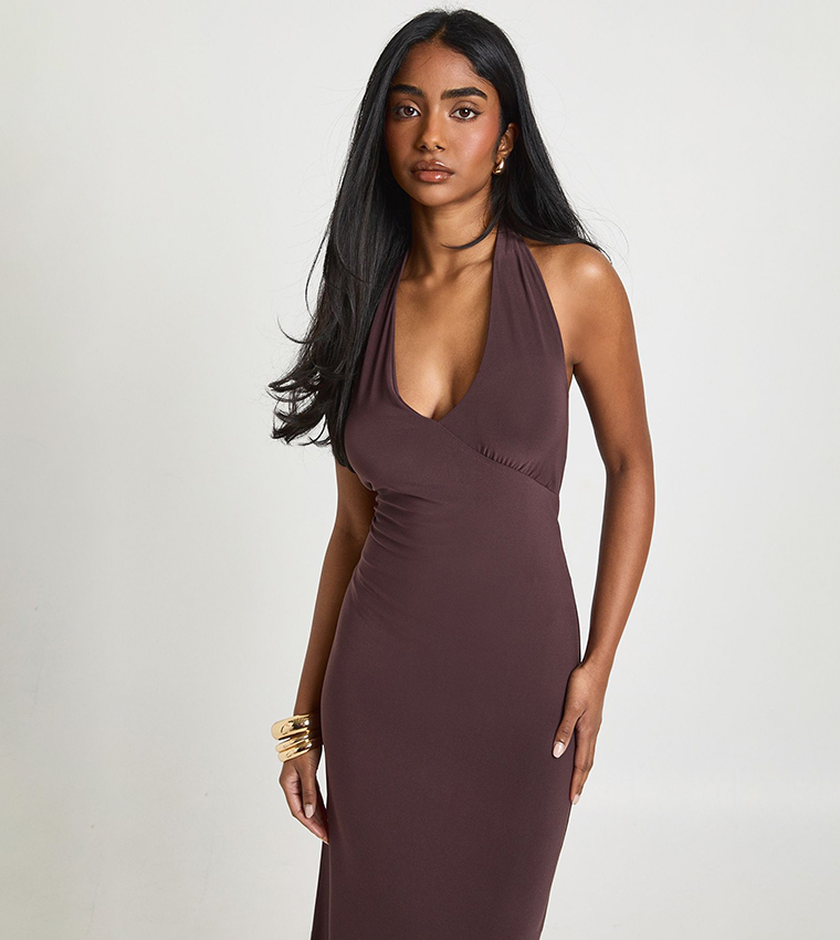 فستان ماكسي بقبة هالتر 