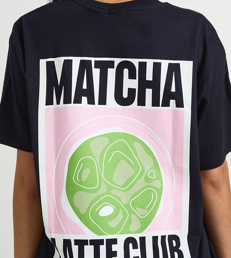 تيشيرت واسع بطبعة أمامية وخلفية