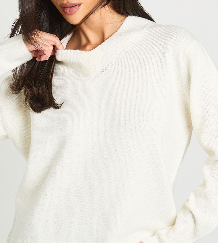 boohoo  V-neck Sweaters - Cream V-neck Sweaters