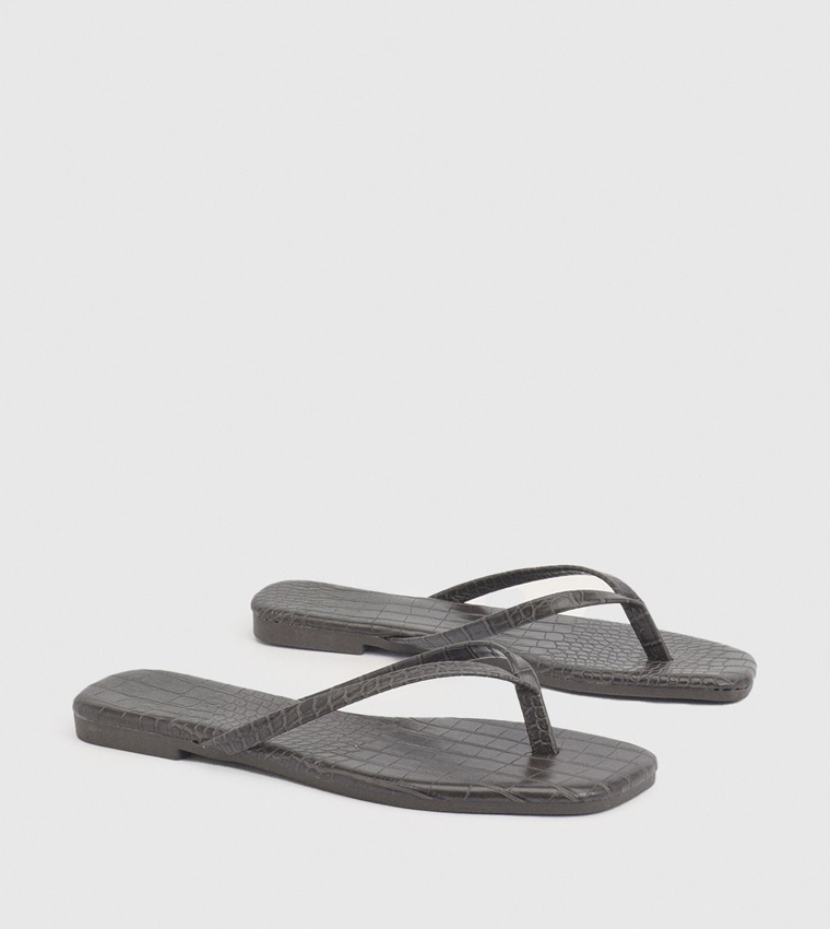 Croc Textured Square Toe Flip-Flops