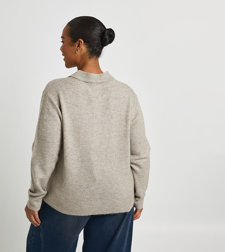 Curve Button Collared Knitted Sweater