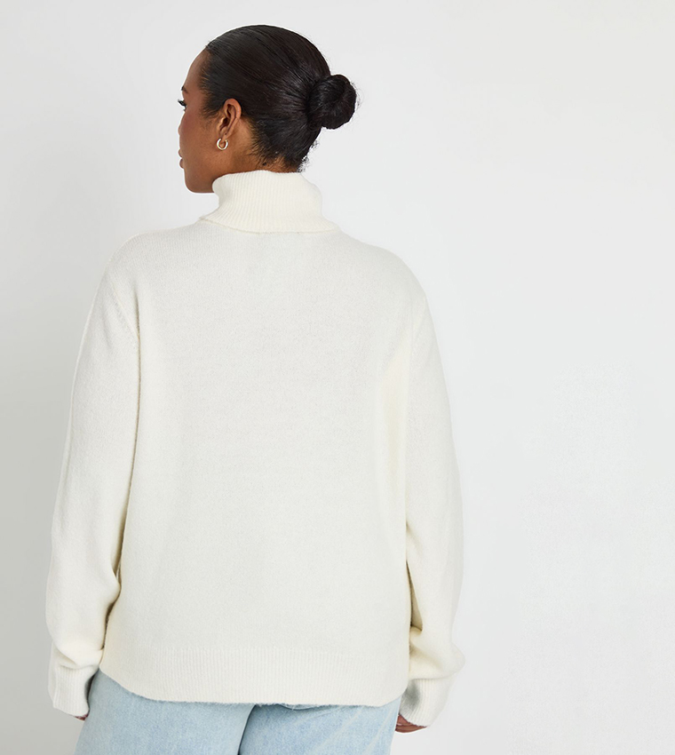 Curve Turtleneck Knitted Sweater