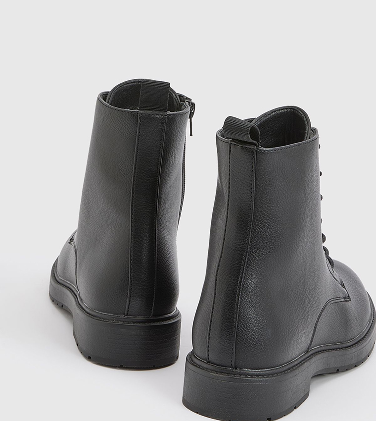 Solid Lace Up Hiker Boots