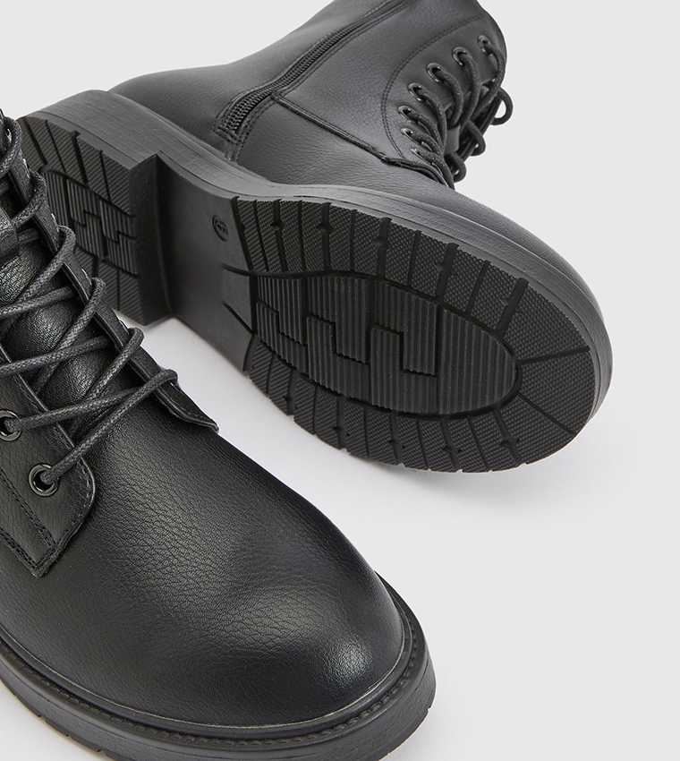 Solid Lace Up Hiker Boots