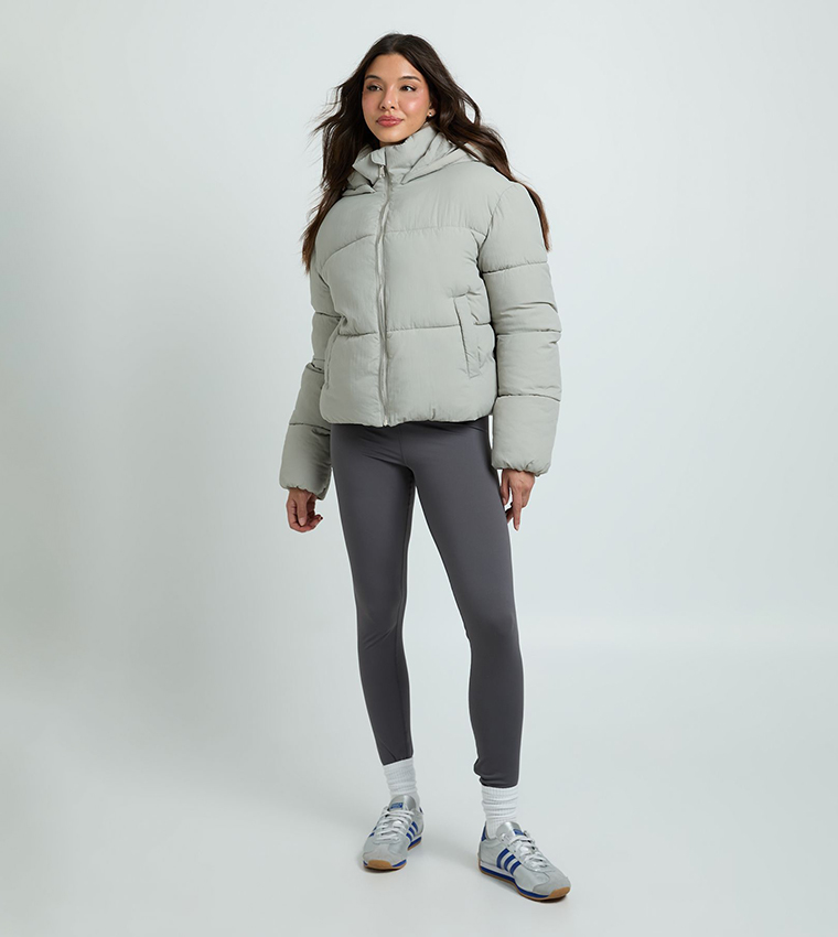 Solid Hooded Puffer Jacket