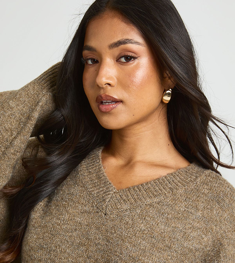 Petite Super Soft V-Neck Oversized Sweater
