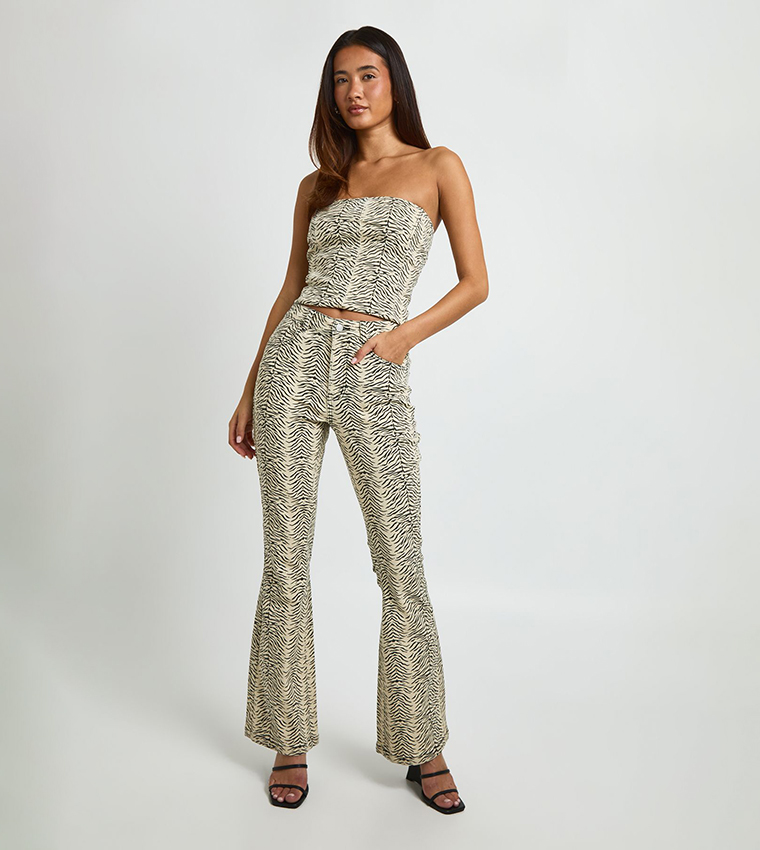 Printed Mid Waist Flared Jeans