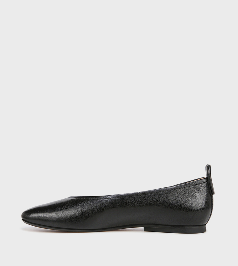 CARLAA Almond Toe Ballerinas