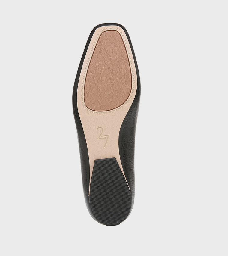 CARLAA Almond Toe Ballerinas