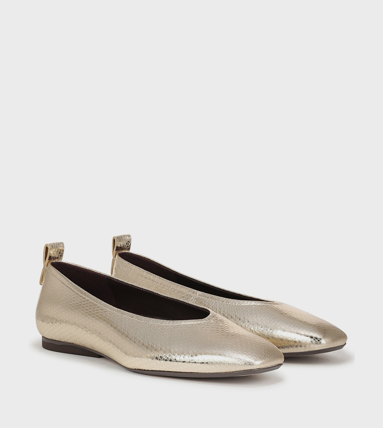 CARLA Textured Almond Toe Ballerinas